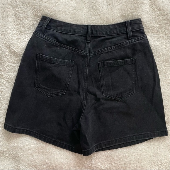 Mod Ref High-Waisted Shorts - Picture 2 of 5